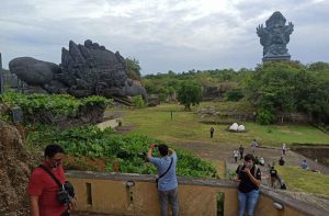 Didominasi Wisdom, Kunjungan Wisata ke GWK Tembus 5 Ribu Setiap Hari