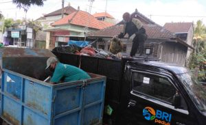Percontohan Pengelolaan Sampah Pilah, Desa Dauh Peken Dibantu BRI Peduli