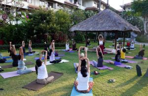 Liburan dengan Pikiran Jernih Melalui Kelas Yoga dan Menikmati Oktoberfest Terpanjang di Hotel Nikko Bali