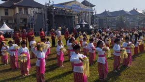 Ratusan Siswa Paud Bersukacita, Pentaskan Budaya Bali Serangkaian HUT ke-14 Mangupura