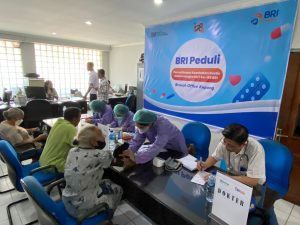 Meriahkan HUT ke-128, BRI Regional Office Denpasar Beri Layanan Pemeriksaan Kesehatan Gratis ke Nasabah