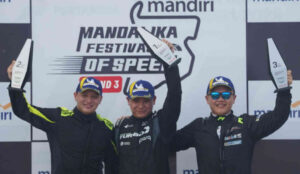 Aldio Oekon Juara Porsche Sprint Challenge Indonesia