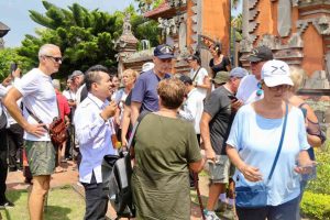Dinas Pariwisata Bali Efektifkan Kebijakan Pungutan Wisatawan Asing