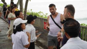 Monitoring Pungutan Wisatawan Asing Sasar DTW Tanah Lot