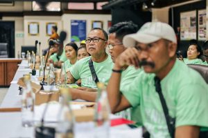 ITDC Gandeng Masyarakat Benoa Kelola Sampah Organik Jadi Eco Enzyme